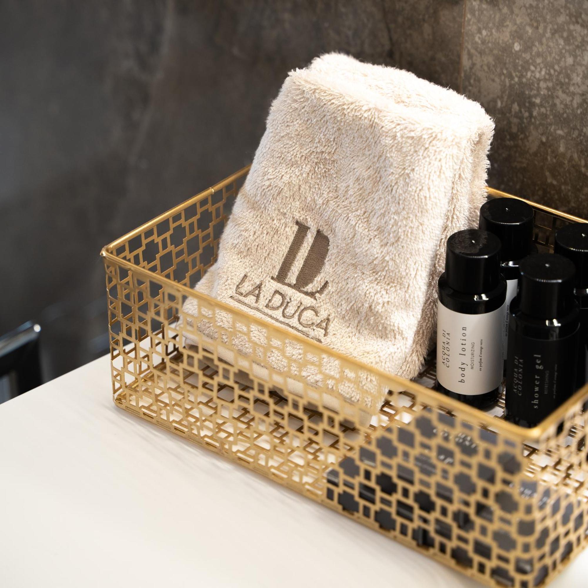 La Duca Suites & Apartments Palermo Ngoại thất bức ảnh