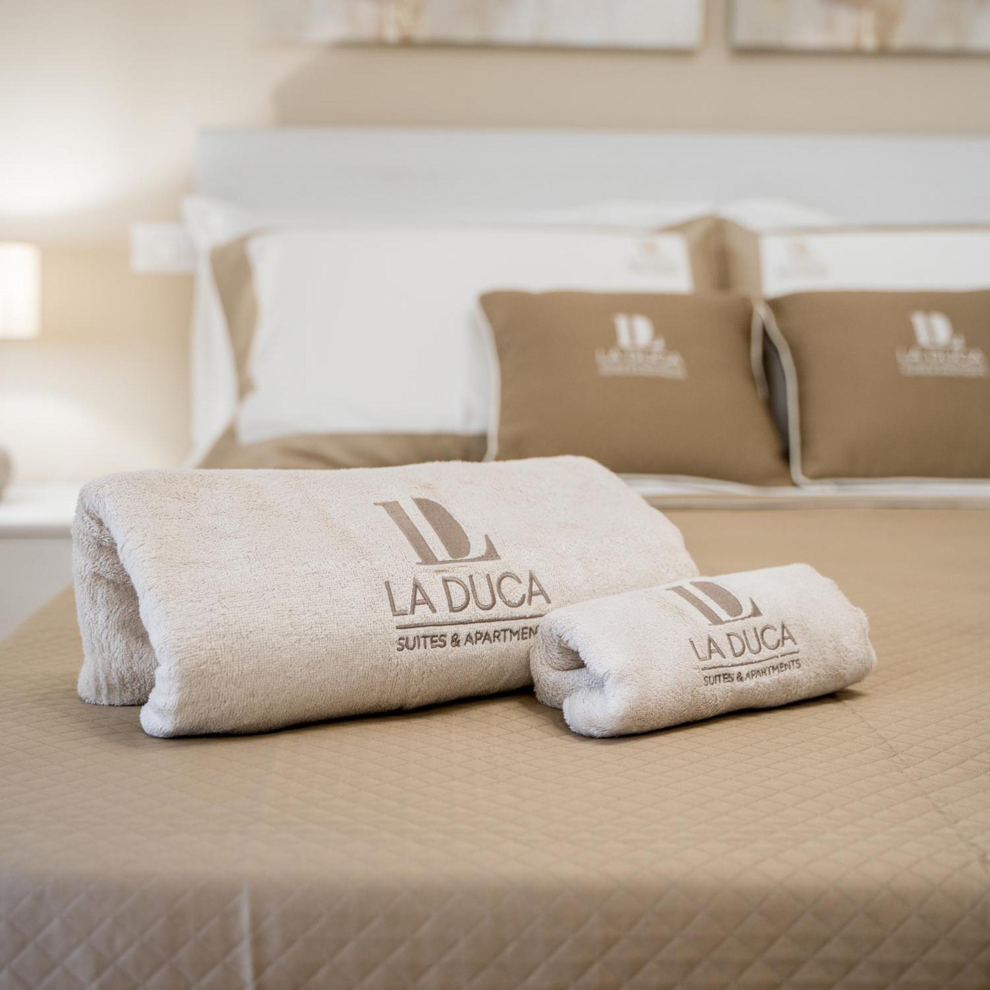 La Duca Suites & Apartments Palermo Ngoại thất bức ảnh