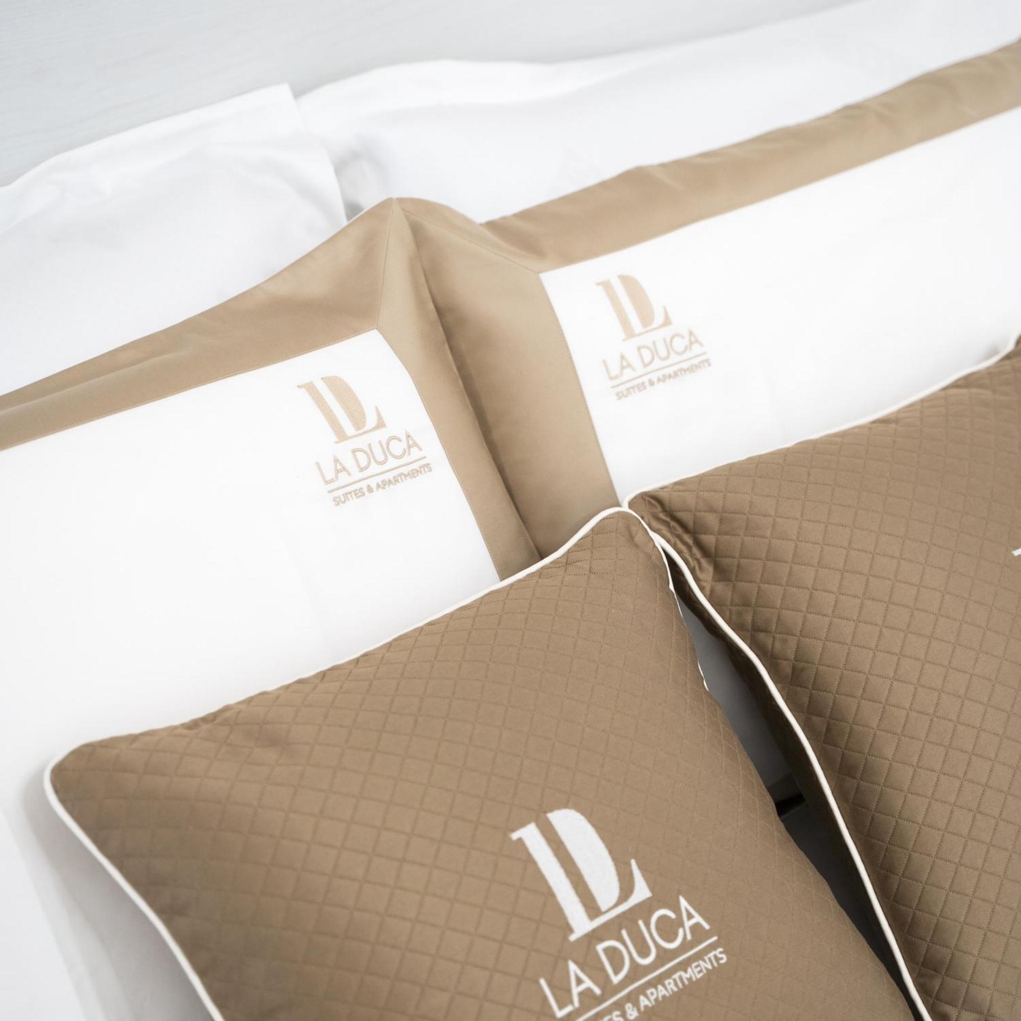 La Duca Suites & Apartments Palermo Ngoại thất bức ảnh